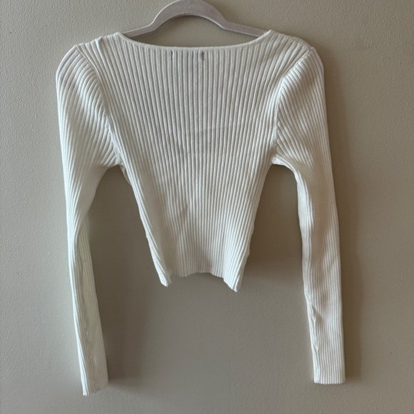 Forever 21 Ribbed Cross Front Sweater - Picture 2 of 4